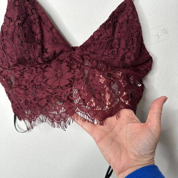NWT Burgundy Wine Plum V-Neck Lacey Crop Cami Top S - Picture 2 of 7